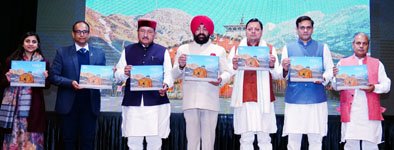 कॉफी टेबल बुक ‘श्री केदारनाथ जी क्षेत्र में आपदा प्रबंधन पर एक और प्रयास’ का विमोचन