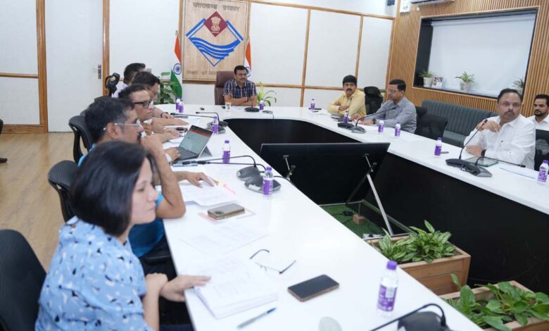 मुख्य सचिव ने ली औद्योगिक निवेश एवं विकास बोर्ड कार्यकारी समिति की बैठक