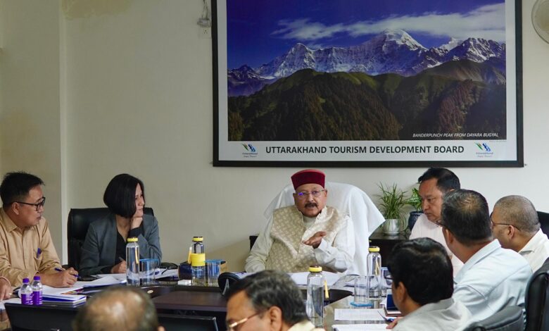 त्रियुगीनारायण बनेगा वैदिक पर्यटन विलेज: सतपाल महाराज त्रियुगीनारायण बनेगा वैदिक पर्यटन विलेज: सतपाल महाराज