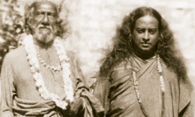 गुरु मौन ईश्वर की अभिव्यक्त वाणी हैं – नेहा प्रकाश गुरु मौन ईश्वर की अभिव्यक्त वाणी हैं – नेहा प्रकाश