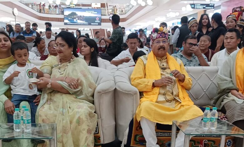 दलाई लामा जी के 90वें जन्मदिवस पूर्ण होने के शुभ अवसर पर “कलर्स ऑफ़ तिब्बत” कार्यक्रम का आयोजन किया गया दलाई लामा जी के 90वें जन्मदिवस पूर्ण होने के शुभ अवसर पर “कलर्स ऑफ़ तिब्बत” कार्यक्रम का आयोजन किया गया