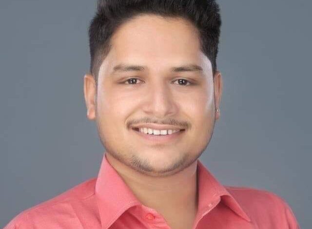 छात्र संघ की बड़ी जीत, यू.टी.यू के कुलपति डॉ. ओमकार यादव हटाए गए छात्र संघ की बड़ी जीत, यू.टी.यू के कुलपति डॉ. ओमकार यादव हटाए गए