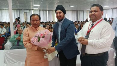 जीआरडी में उच्च शिक्षा मंत्री धन सिंह रावत ने किया मेधावी छात्रों का सम्मान